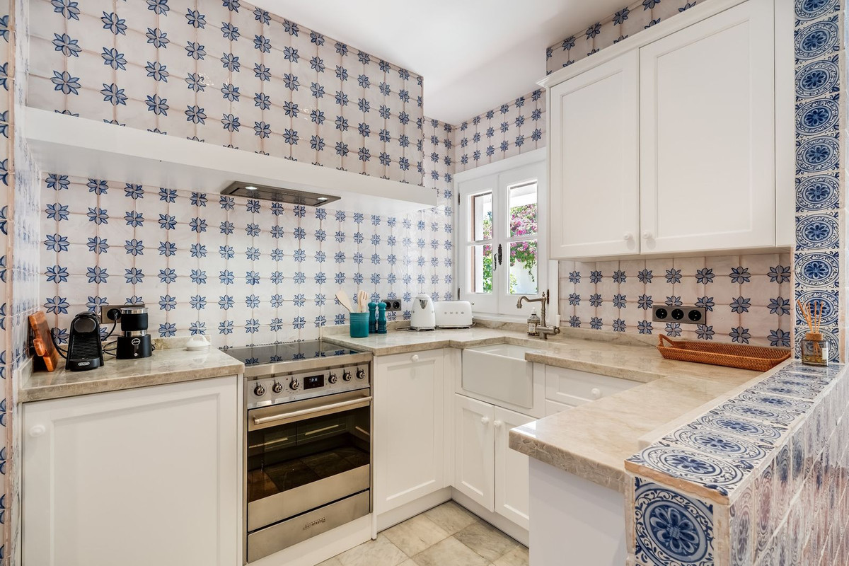 2 Bedroom Apartment in Benahavís - Foto 7