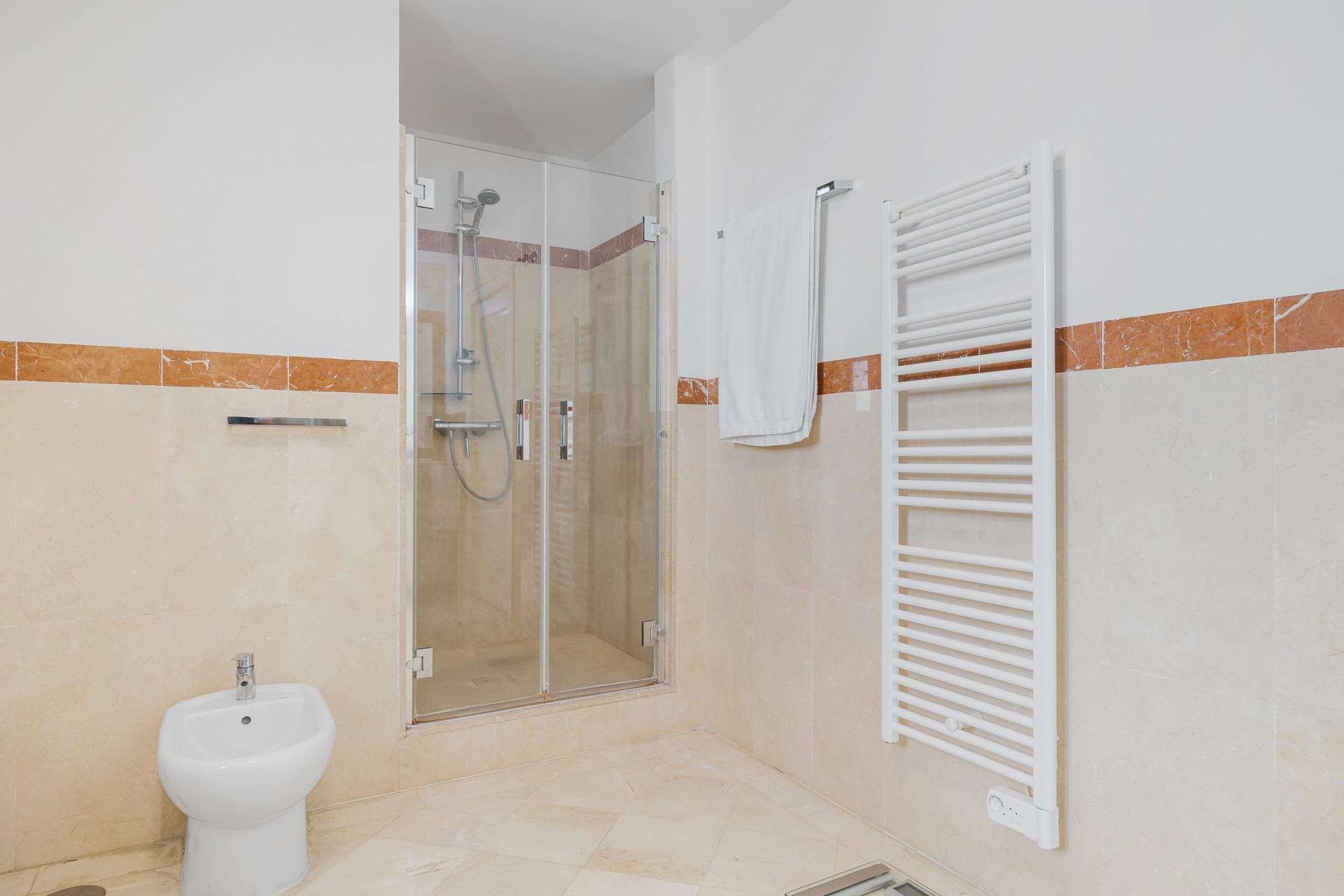 5 Bedroom Villa in Benahavís - Фото 18