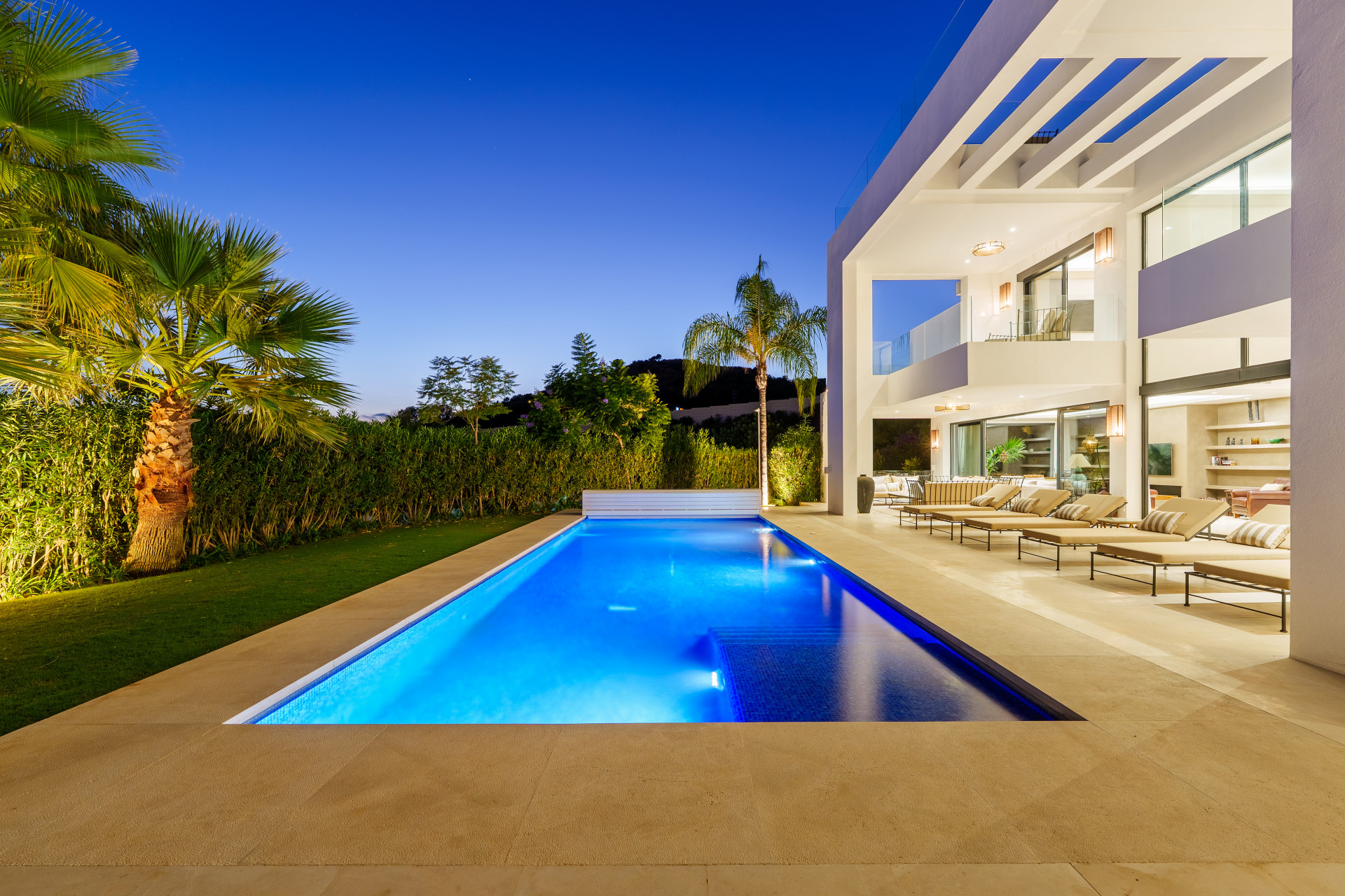 6 Bedroom Villa in Marbella - Photo 17