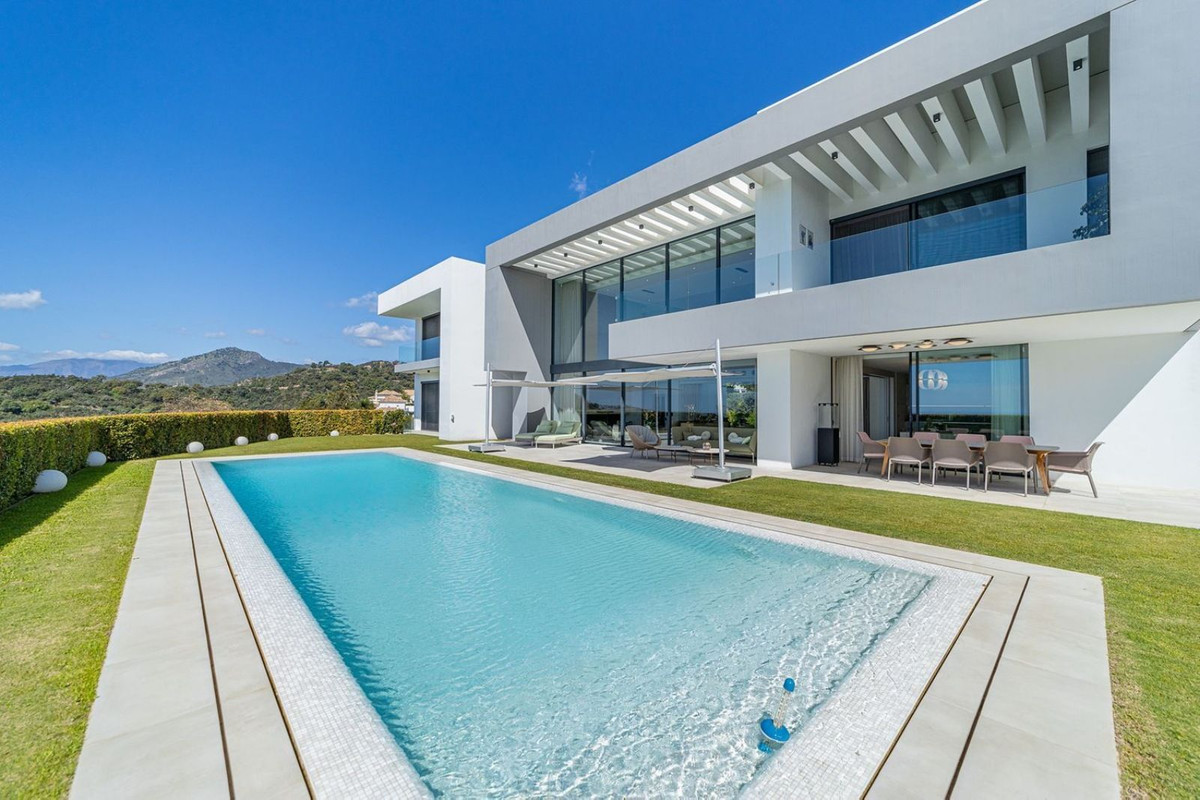 Villa in Benahavis