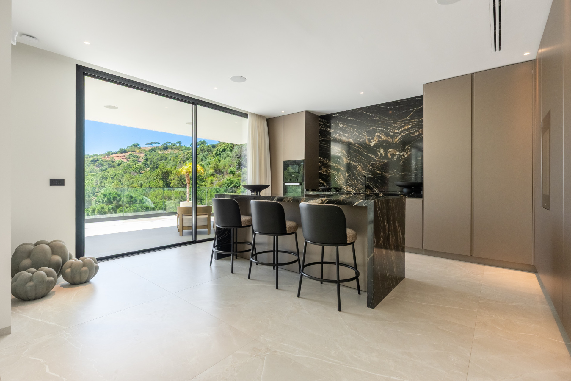 8 Bedroom Villa in Benahavís - Foto 5