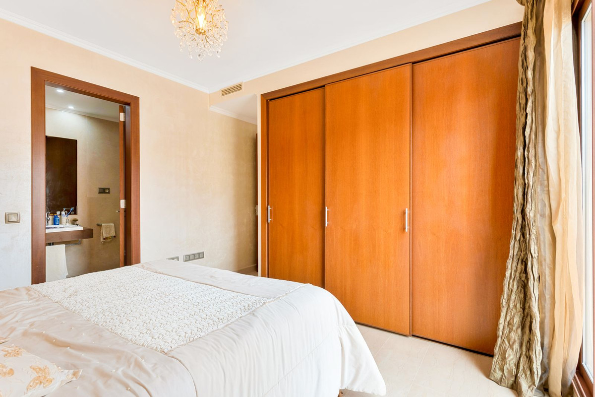 Apartamento com 2 quartos com piscina em Málaga, Espanha – Foto 12