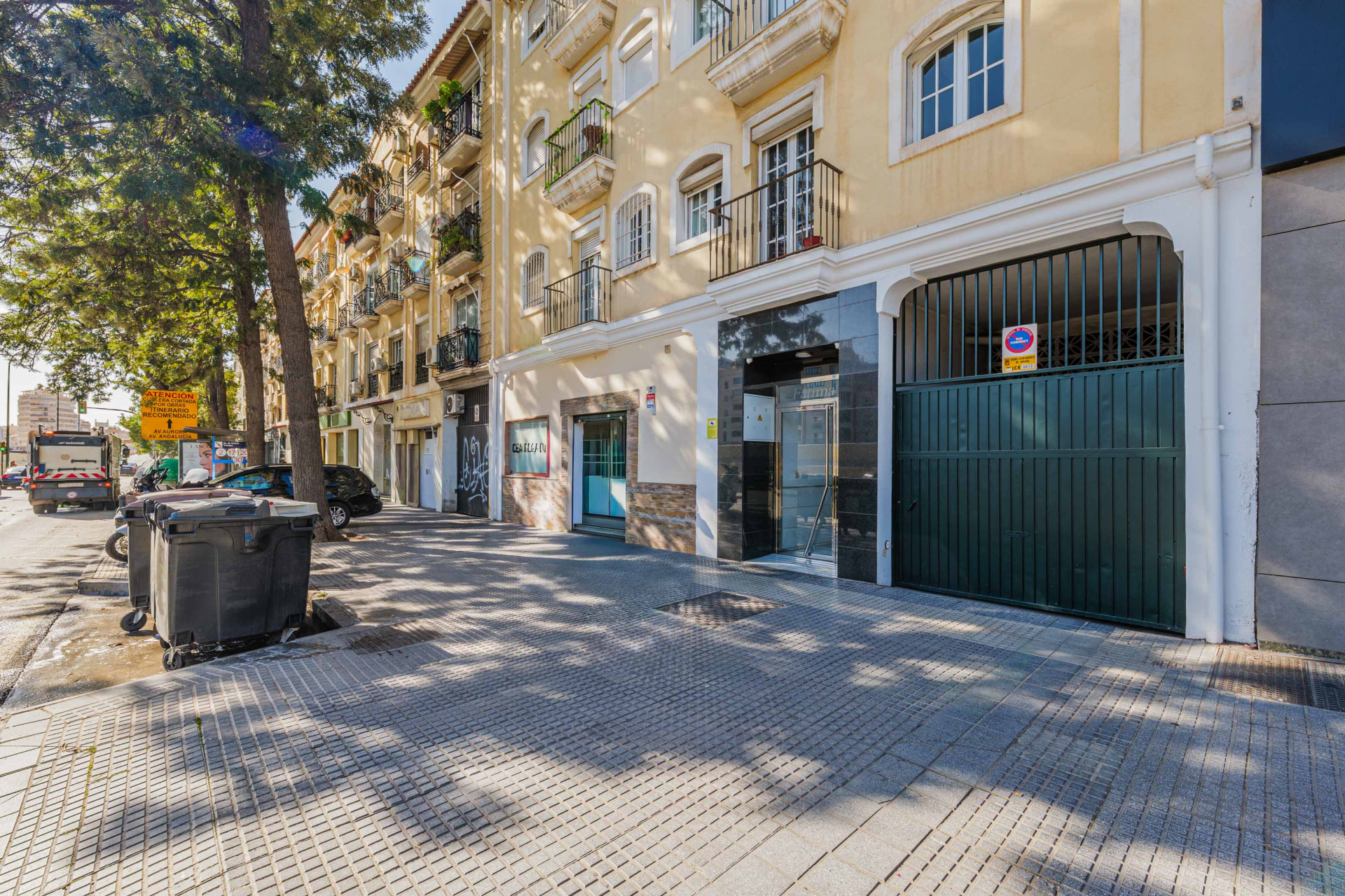 2 Bedroom Apartment in Málaga - Photo 25
