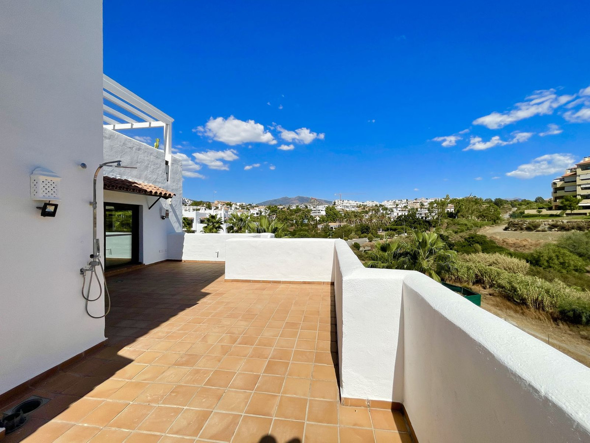 3 Bedroom Apartment in Estepona - Foto 6