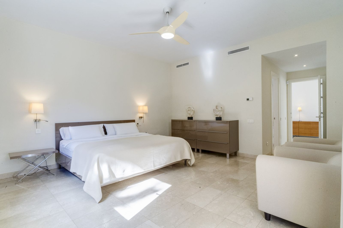 3 Bedroom Villa in San Pedro de Alcántara - Foto 16