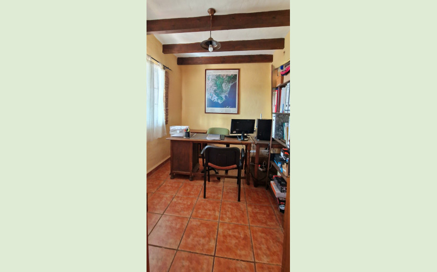 5 Bedroom Townhouse in Jimena de la Frontera - Photo 10