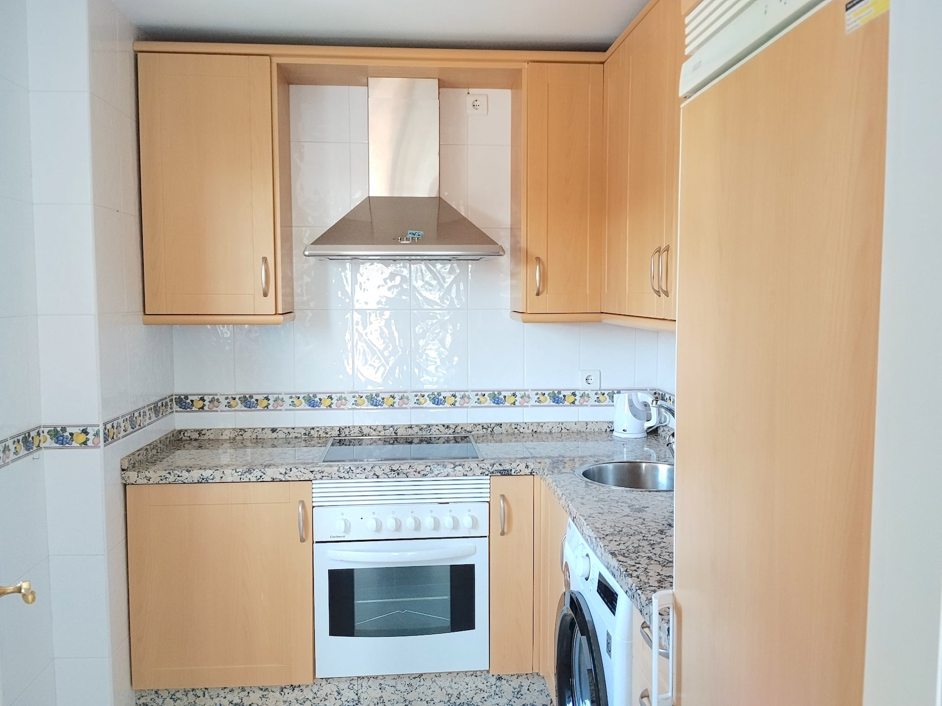 2 Bedroom Apartment in Fuengirola - Photo 10