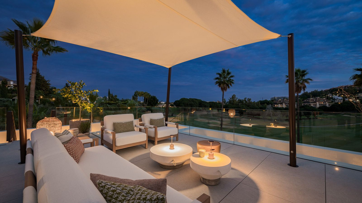 4 Bedroom Villa in Marbella - Фото 17