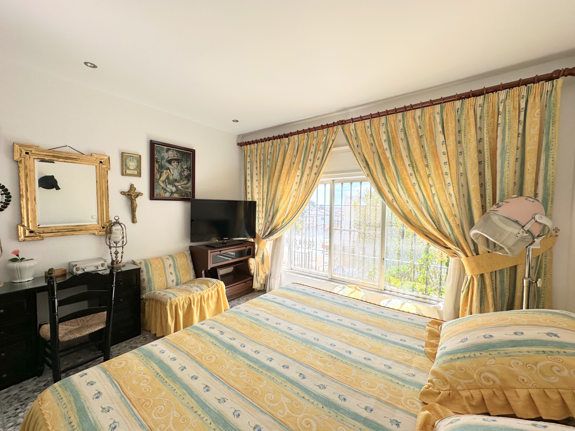 3 Bedroom Villa in Fuengirola - Photo 12