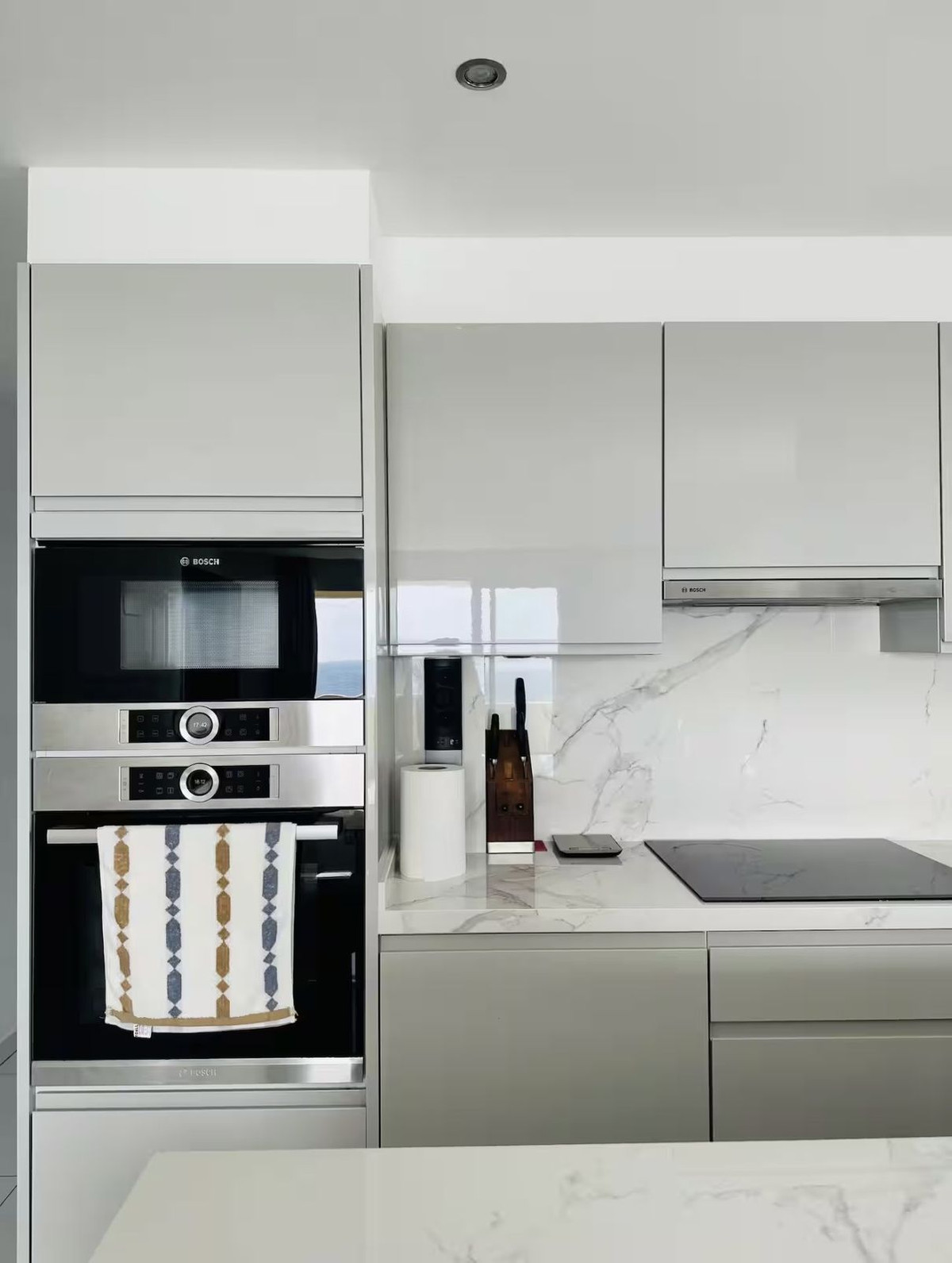 2 Bedroom Apartment in Marbella - Фото 2