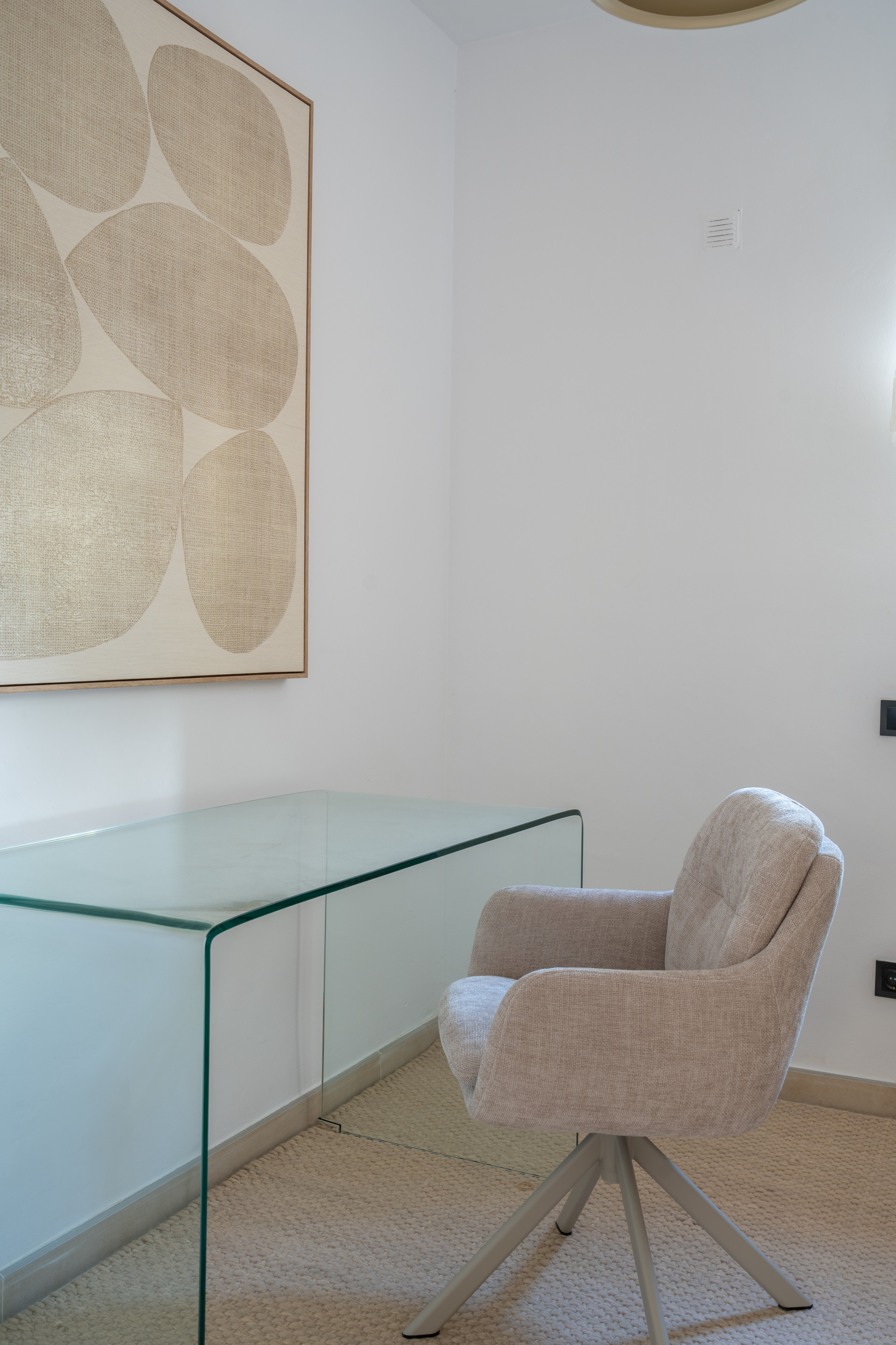 3 Bedroom Apartment in Marbella - Photo 14