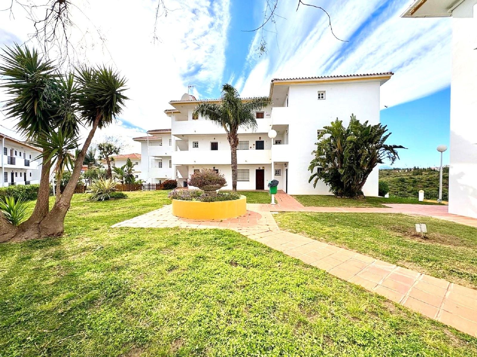2 Bedroom Apartment in Mijas