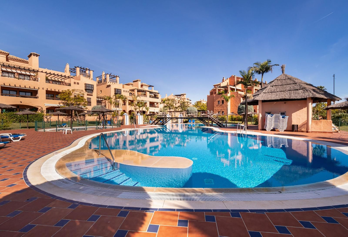 Apartamento com 4 quartos com piscina em Málaga, Espanha – Foto 2