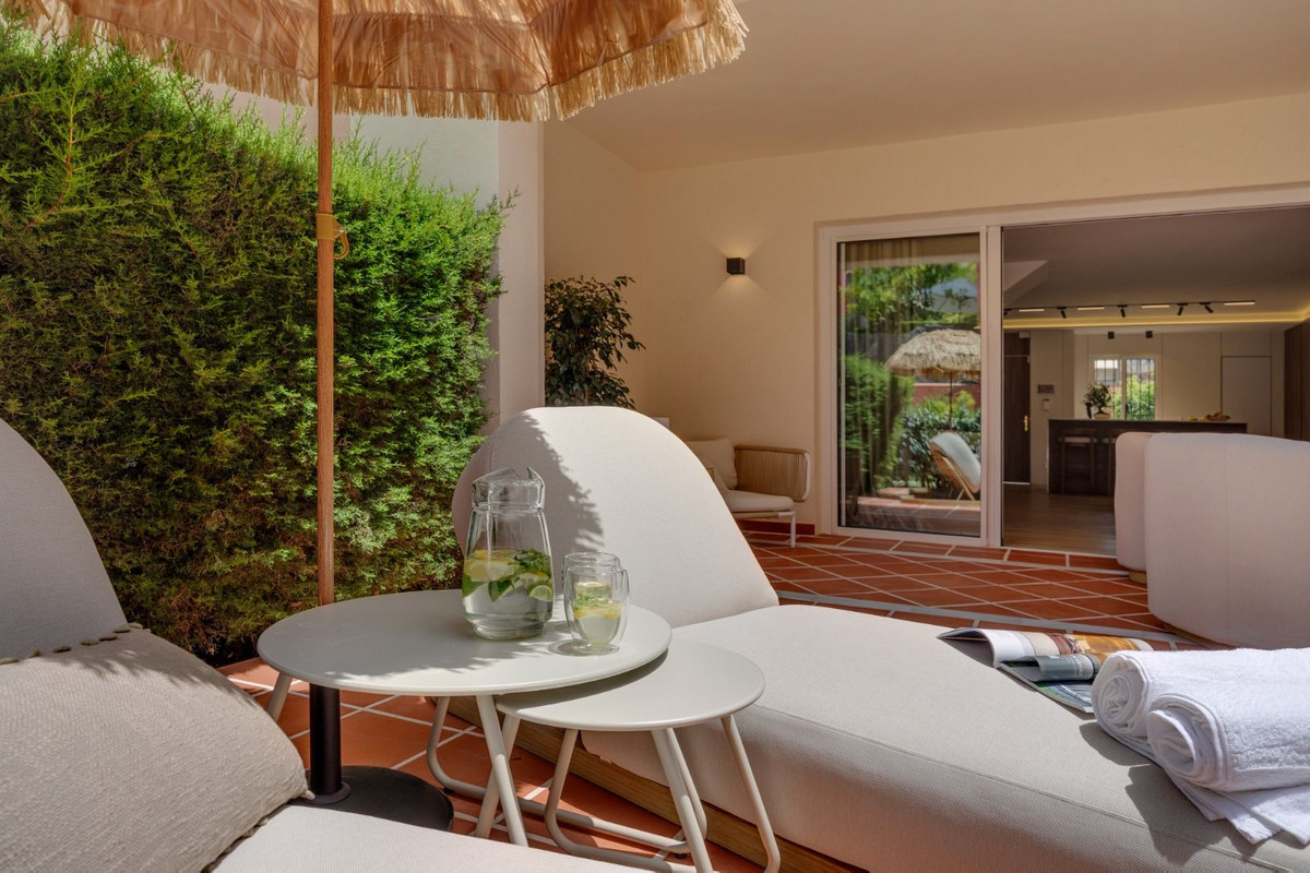 3 Bedroom Townhouse in Marbella - Photo 6