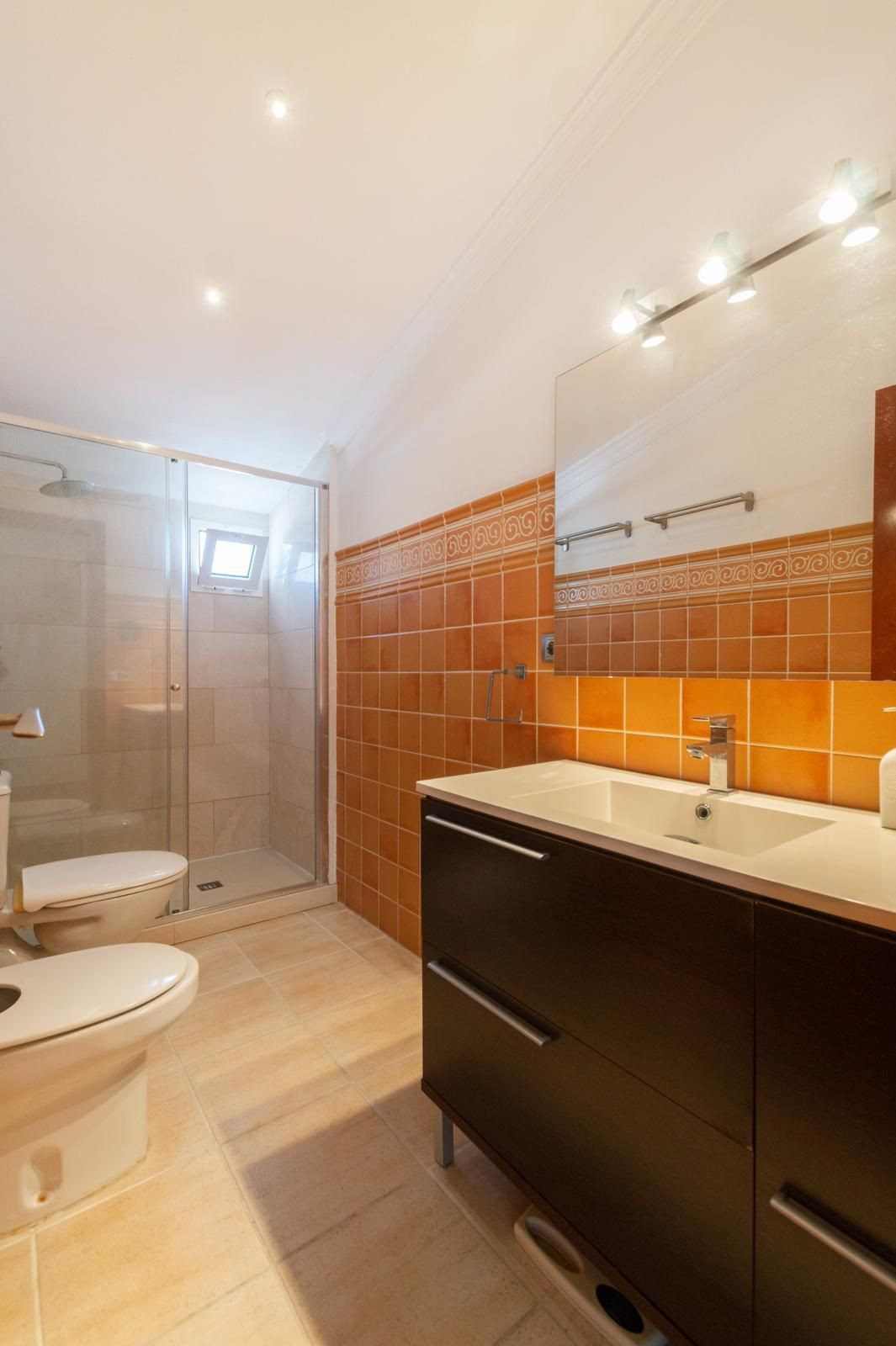 4 Bedroom Villa in San Pedro de Alcántara - Photo 20