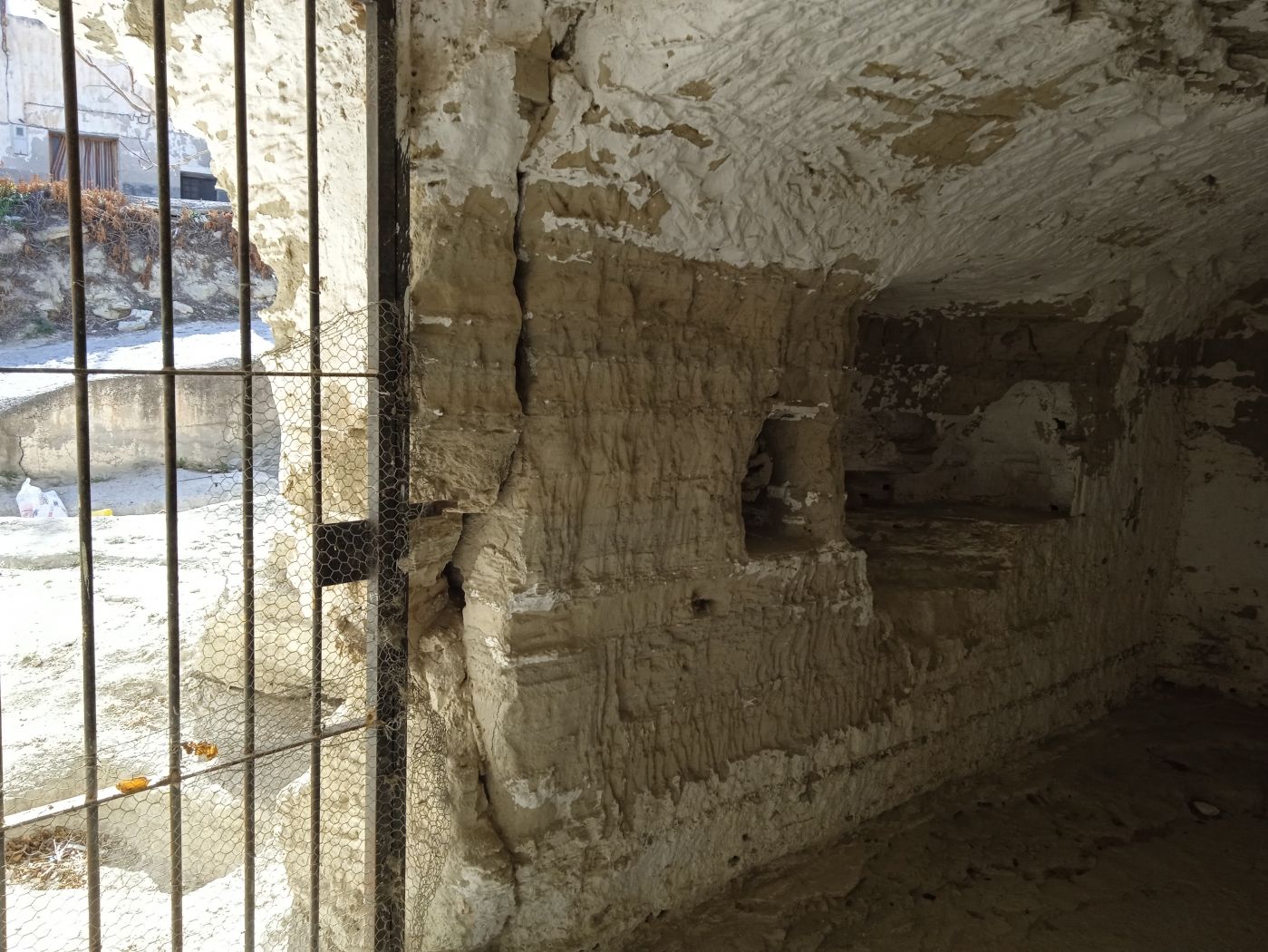 Chalet de 9 dormitorios con piscina en Granada – Foto 5