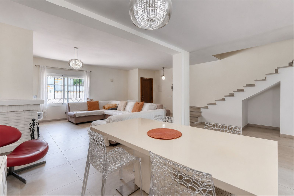 3 Bedroom Townhouse in Casares - Photo 11