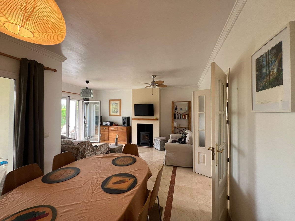 3 Bedroom Villa in La Alcaidesa - Photo 12