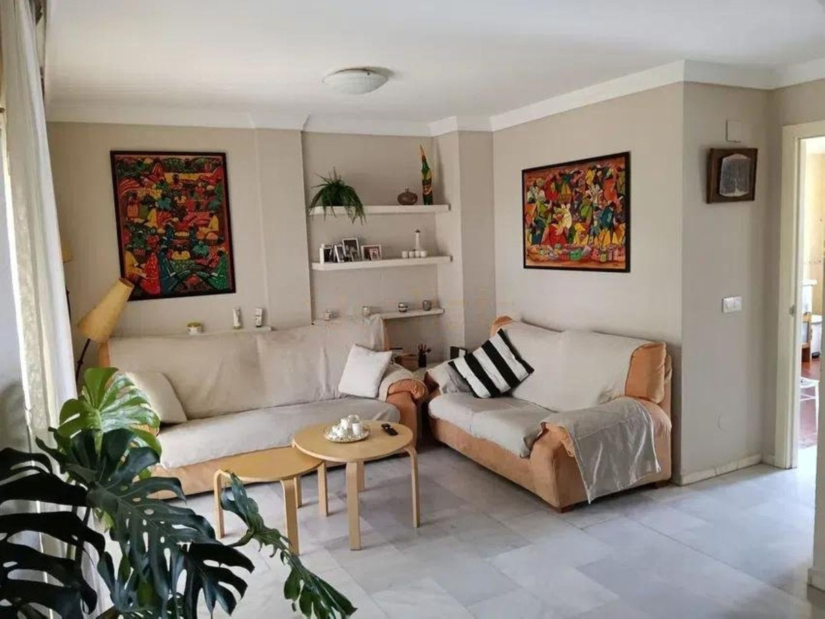 3 Bedroom Townhouse in Torremolinos - Photo 15