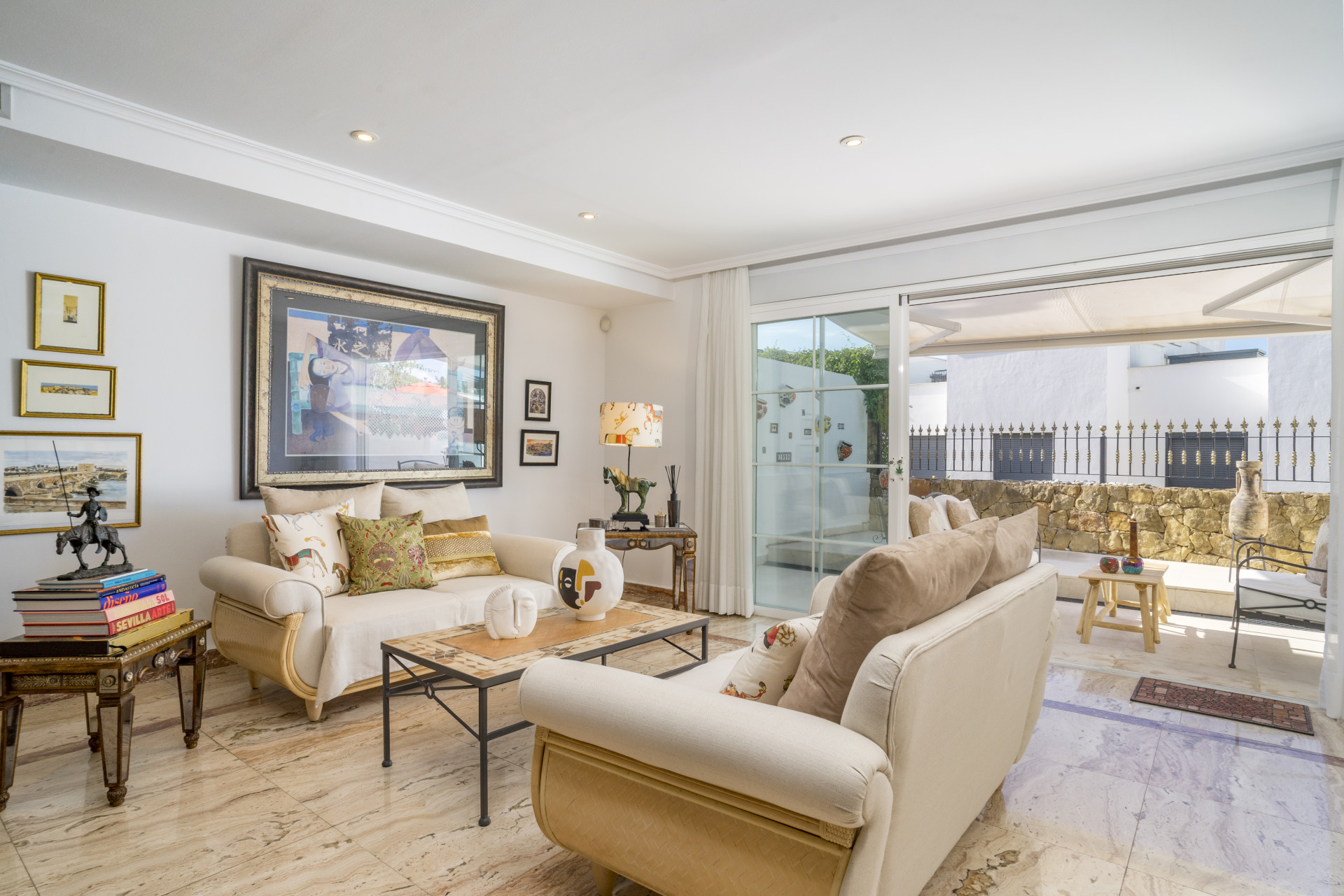 3 Bedroom Townhouse in Marbella - Photo 8