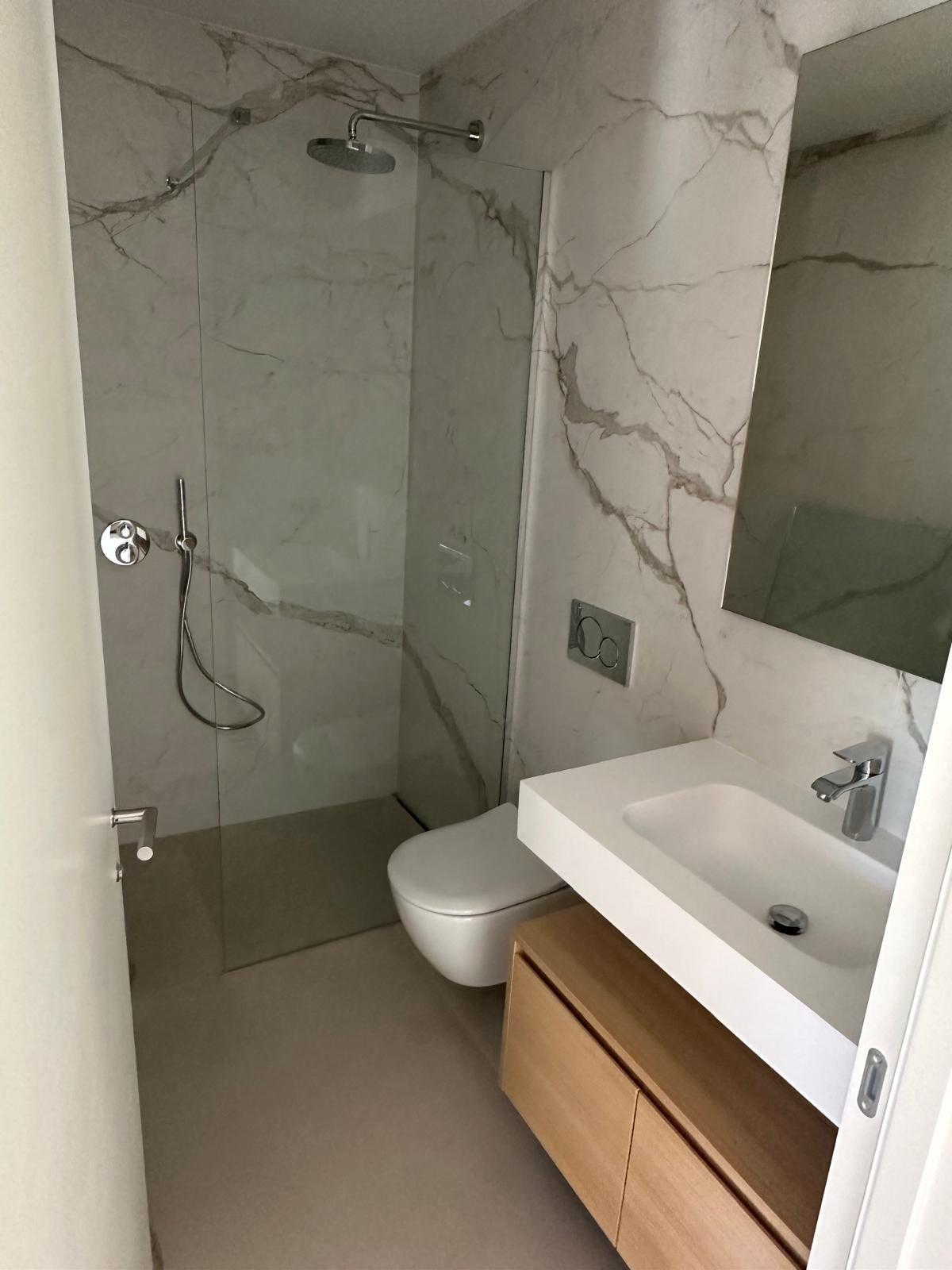 2 Bedroom Apartment in Marbella - Photo 20