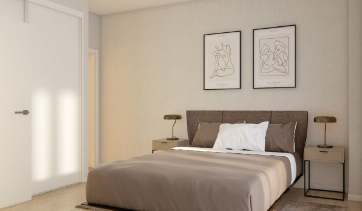 1 Bedroom Apartment in Fuengirola - Photo 3