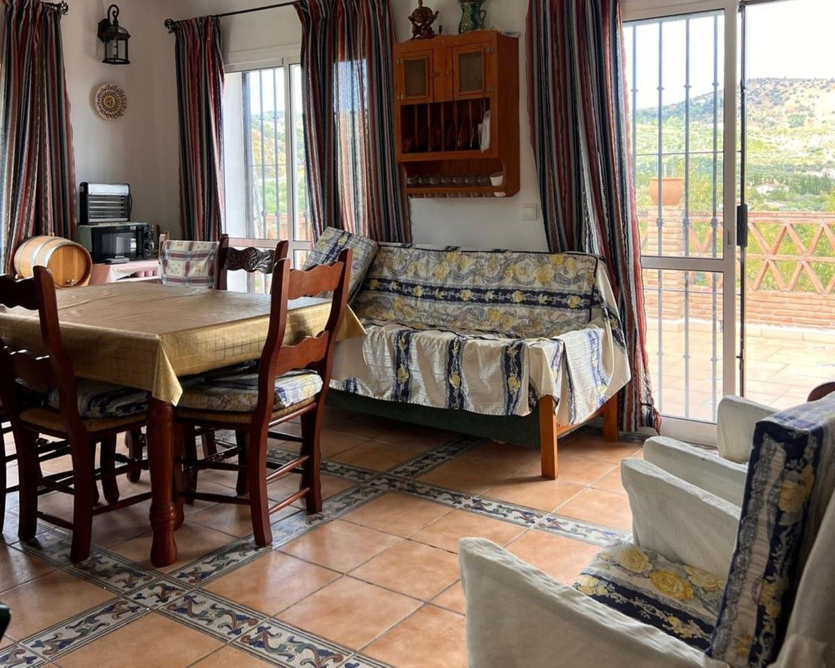 4 Bedroom Country house in Monda - Foto 3