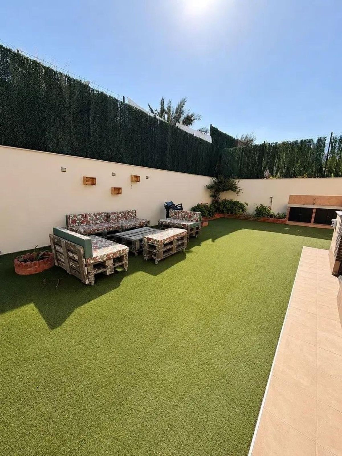2 Bedroom Apartment in Torremolinos - Photo 10