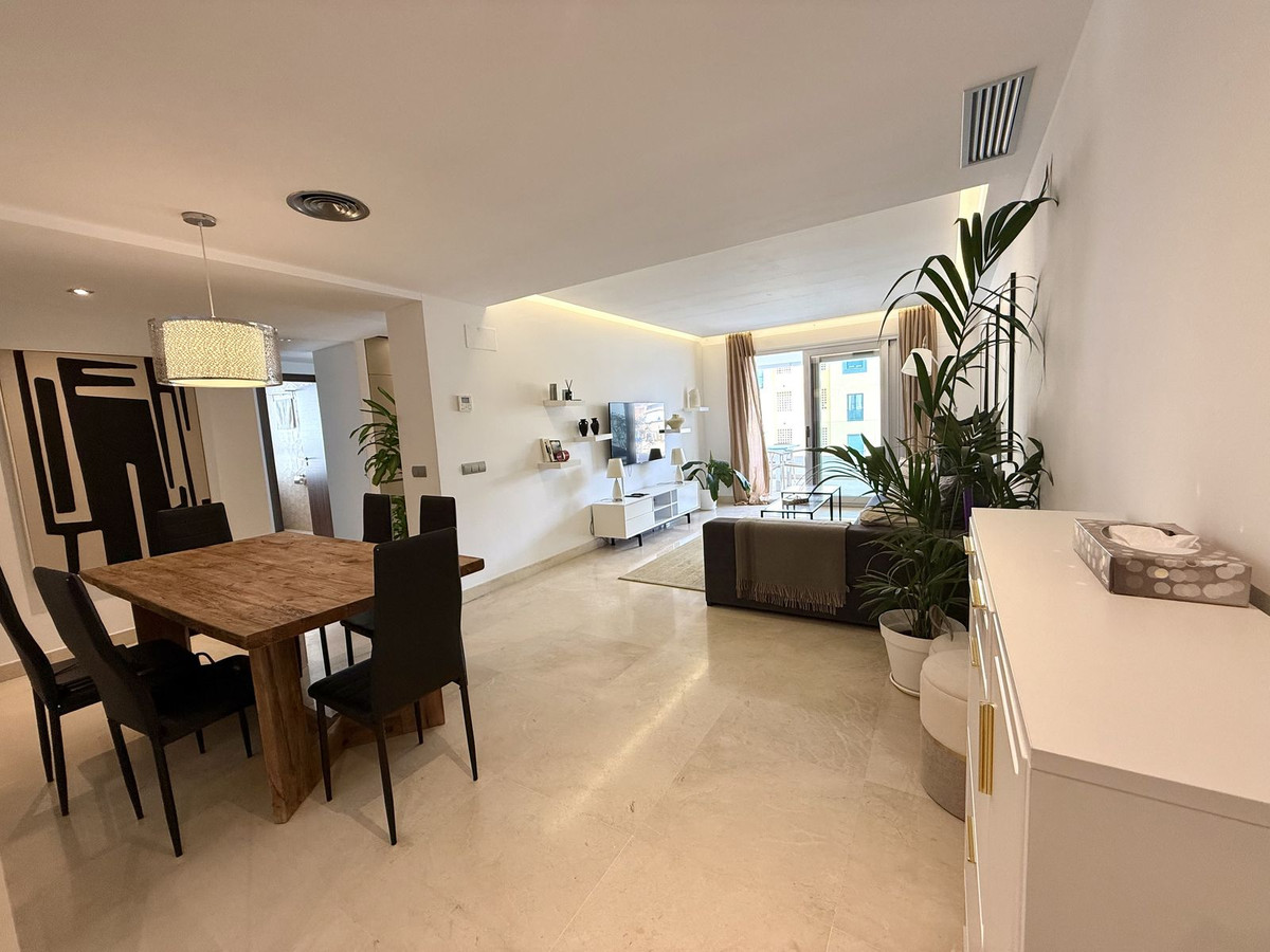 3 Bedroom Penthouse in San Pedro de Alcántara - Photo 15