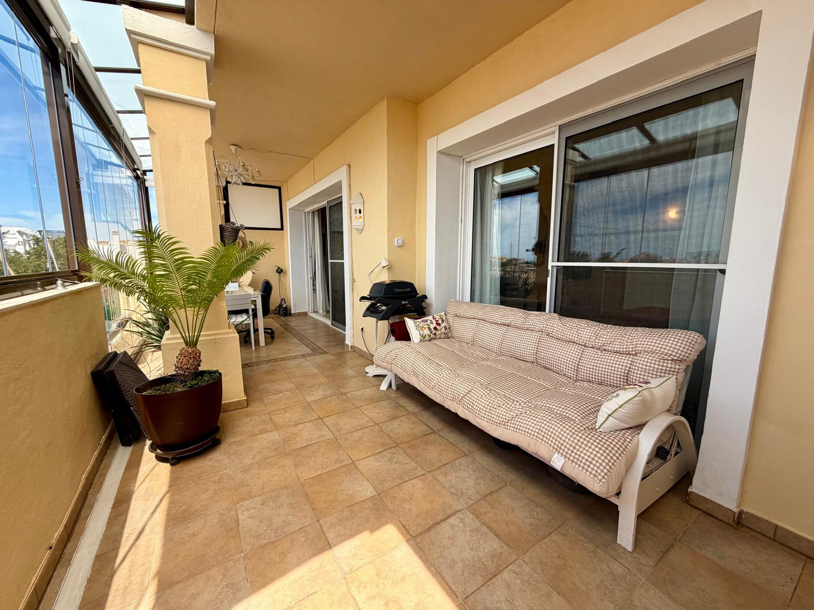 2 Bedroom Apartment in Mijas - Photo 7