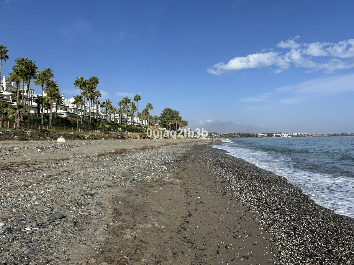 1 Bedroom Apartment in Estepona - Foto 20
