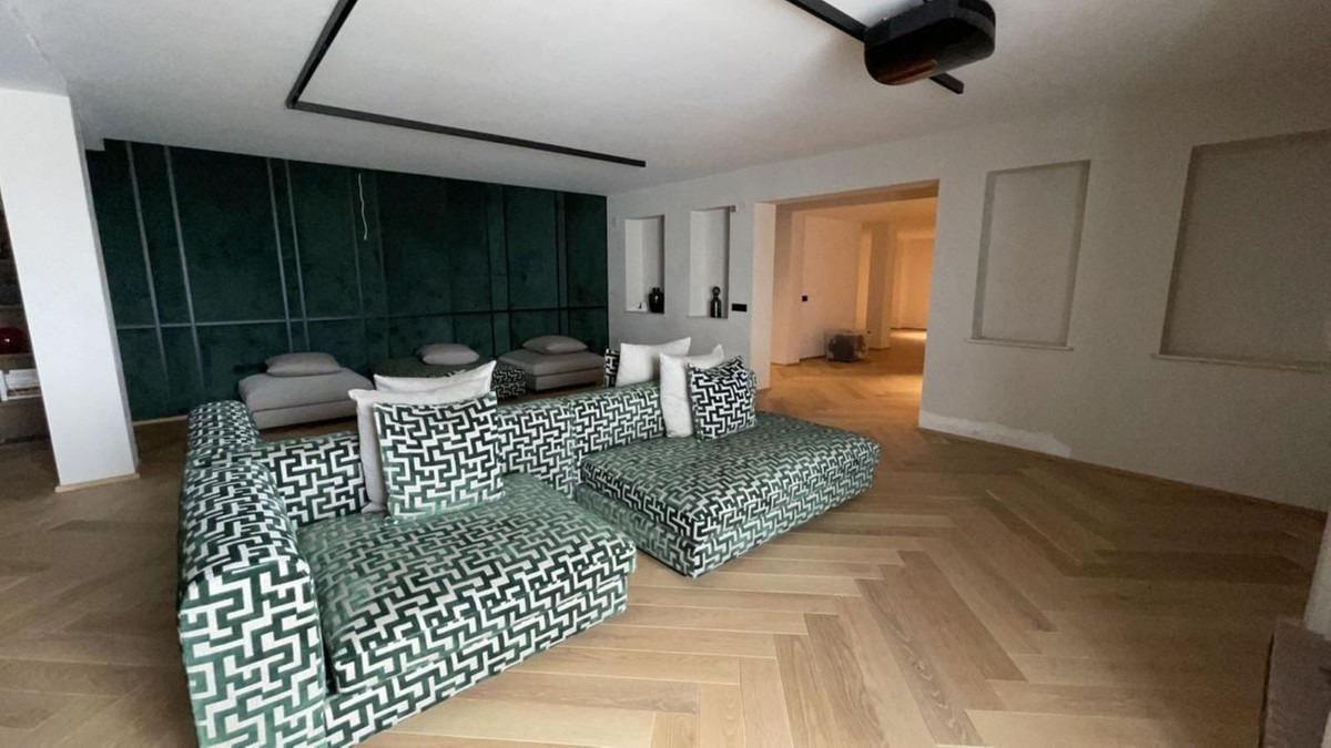 5 Bedroom Villa in Estepona - Photo 5