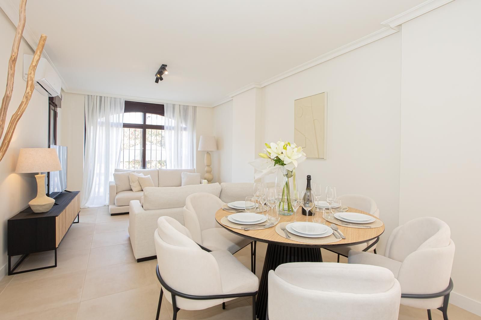 3 Bedroom Apartment in Marbella - Photo 7
