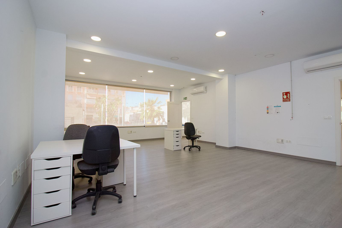 Locale commerciale a Malaga, Spagna – Foto 6