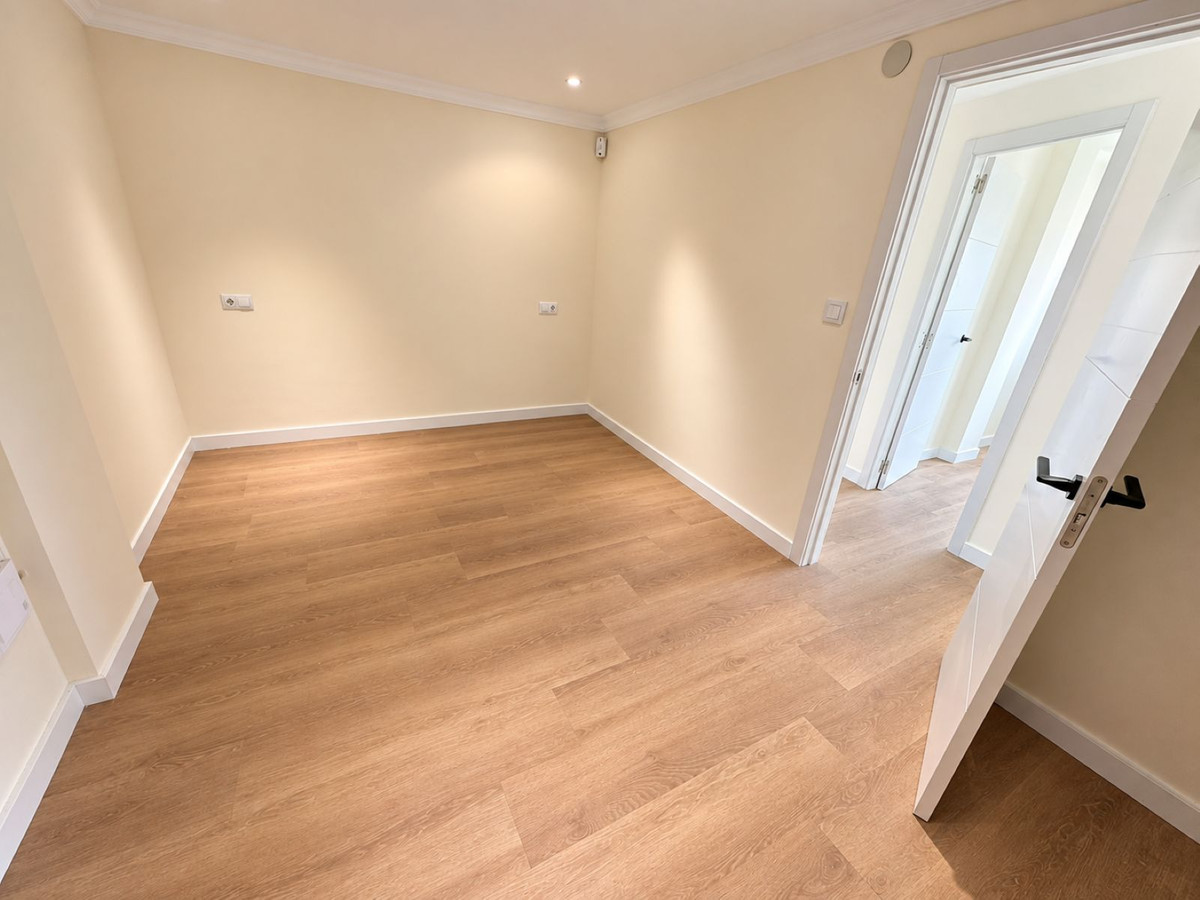 3 Bedroom Apartment in Vélez-Málaga - Photo 17