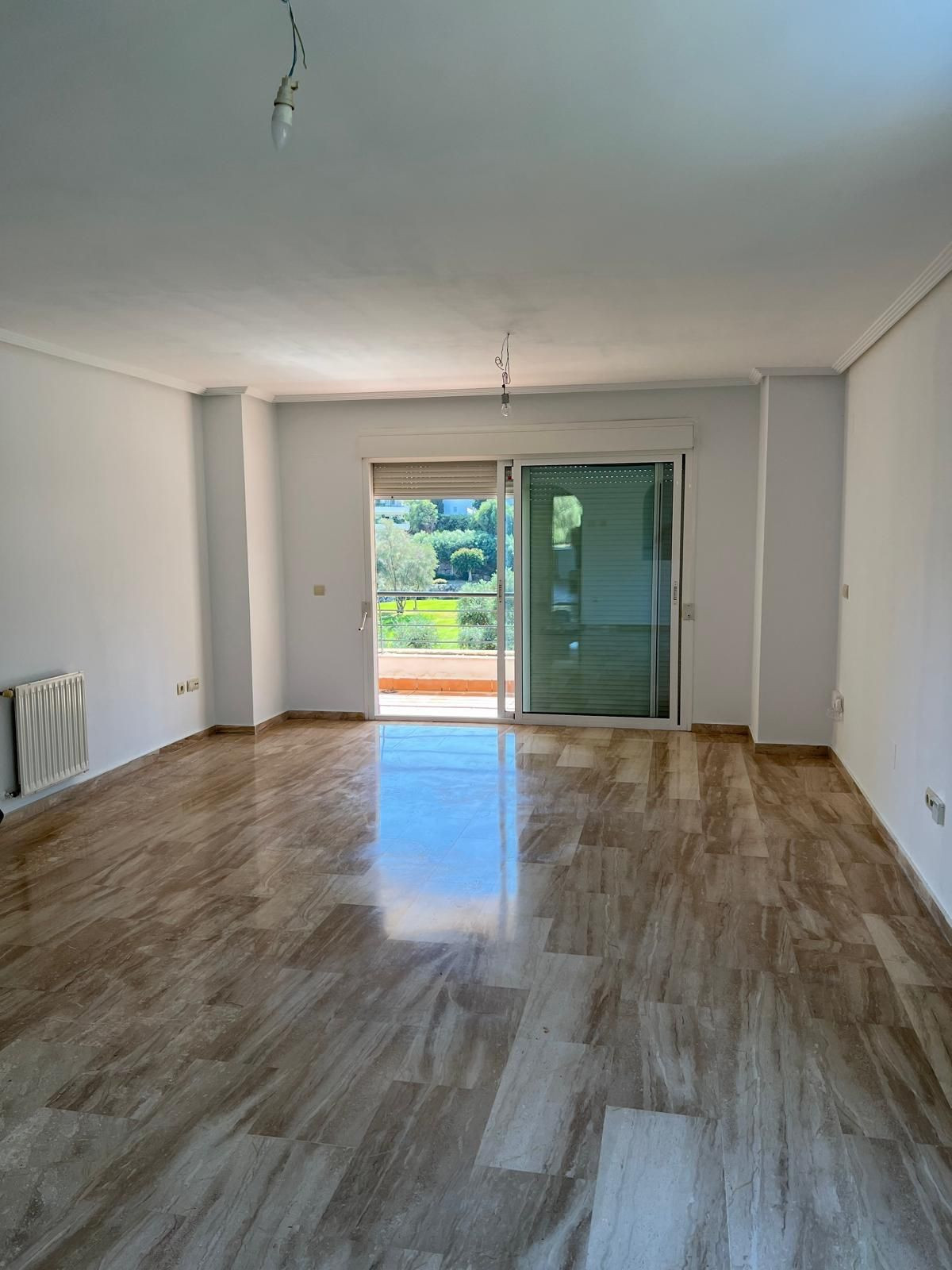 3 Bedroom Apartment in San Pedro de Alcántara - Photo 18