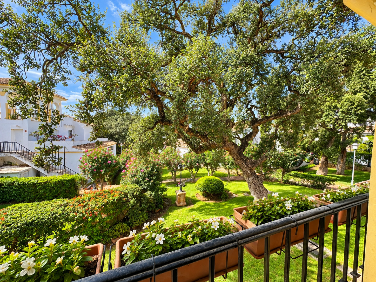 3 Bedroom Townhouse in Marbella - Photo 23