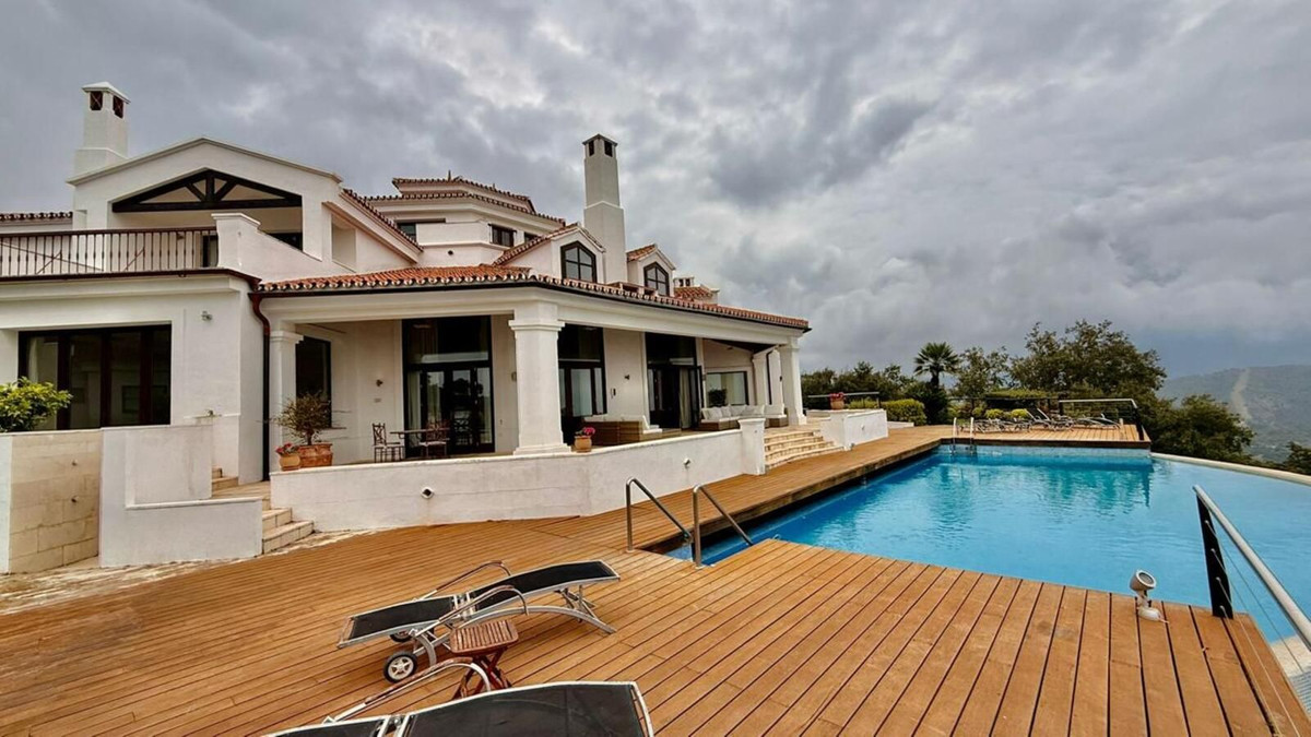 5 Bedroom Villa in Benahavís - Фото 12