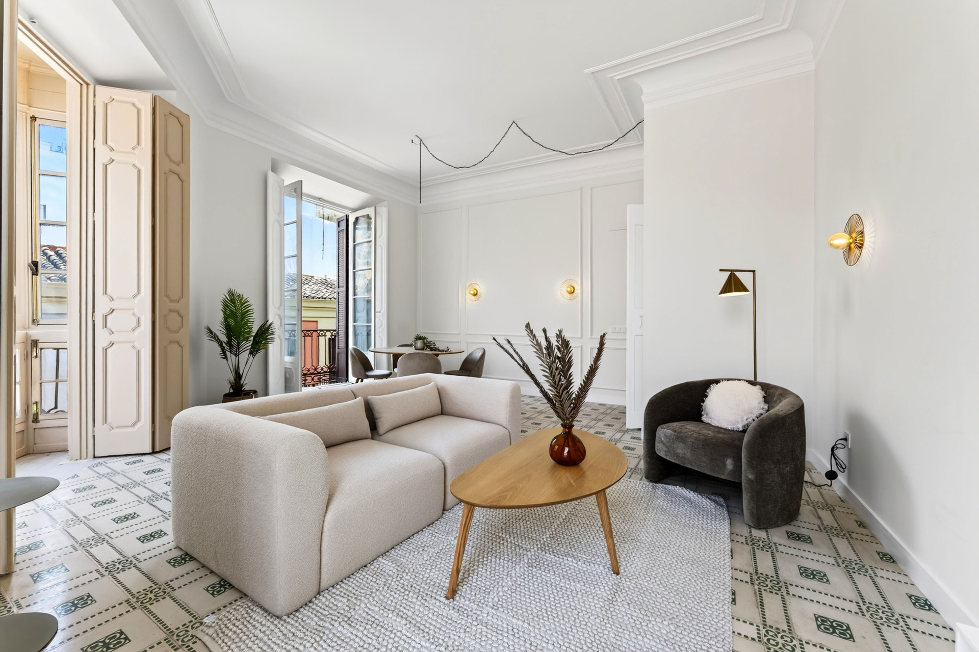 4 Bedroom Apartment in Málaga - Photo 8