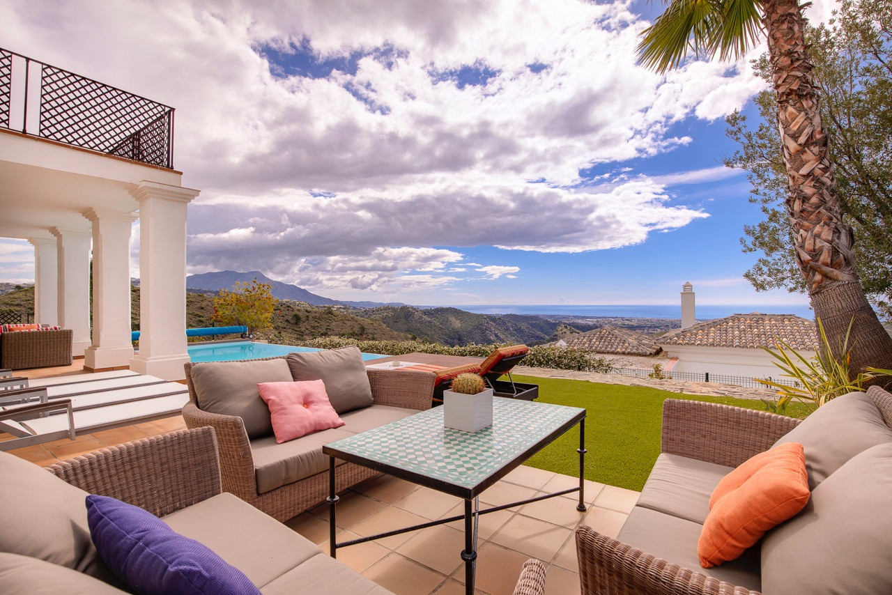 5 Bedroom Villa in Benahavís - Foto 2