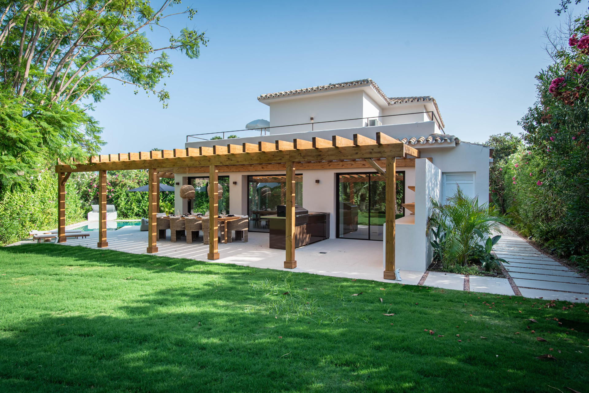 4 Bedroom Villa in San Pedro de Alcántara - Photo 23