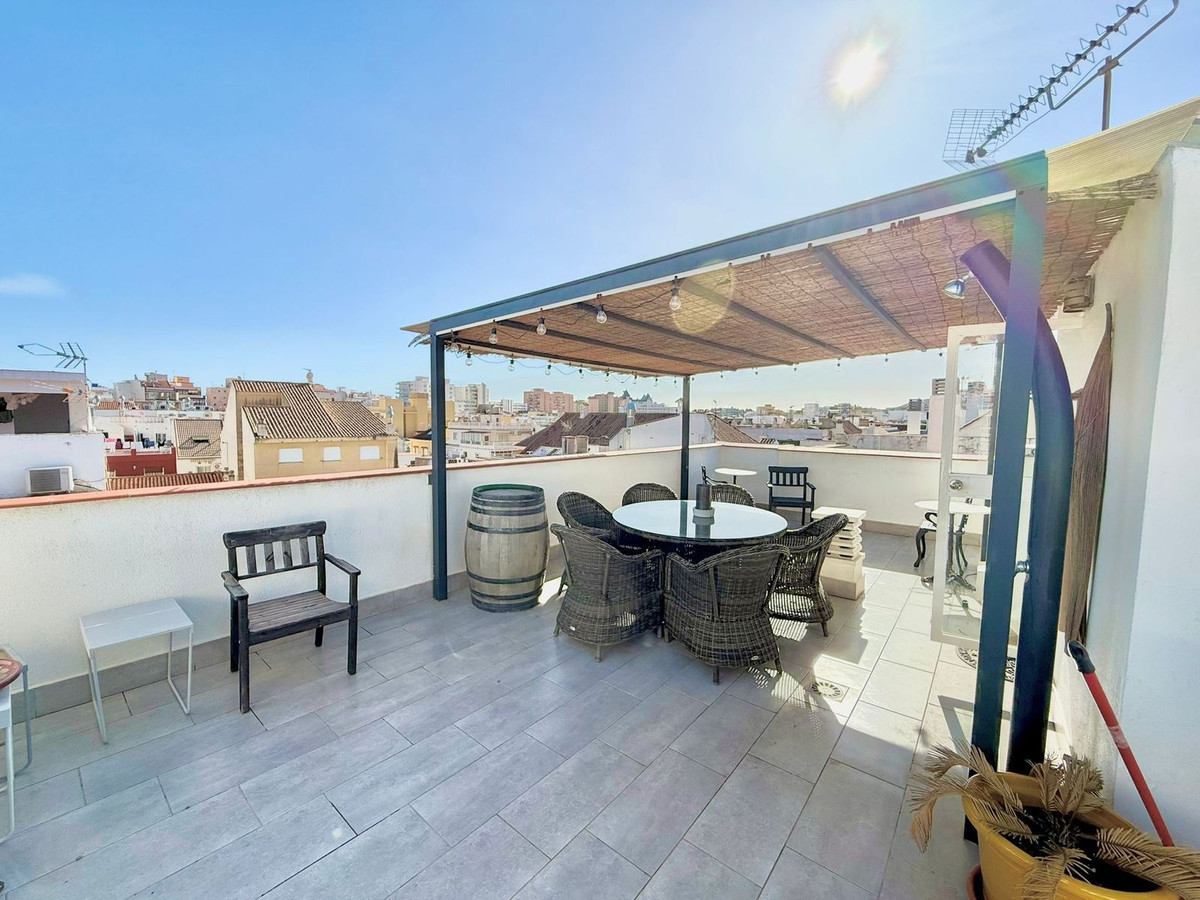 3 Bedroom Penthouse in Fuengirola - Photo 18
