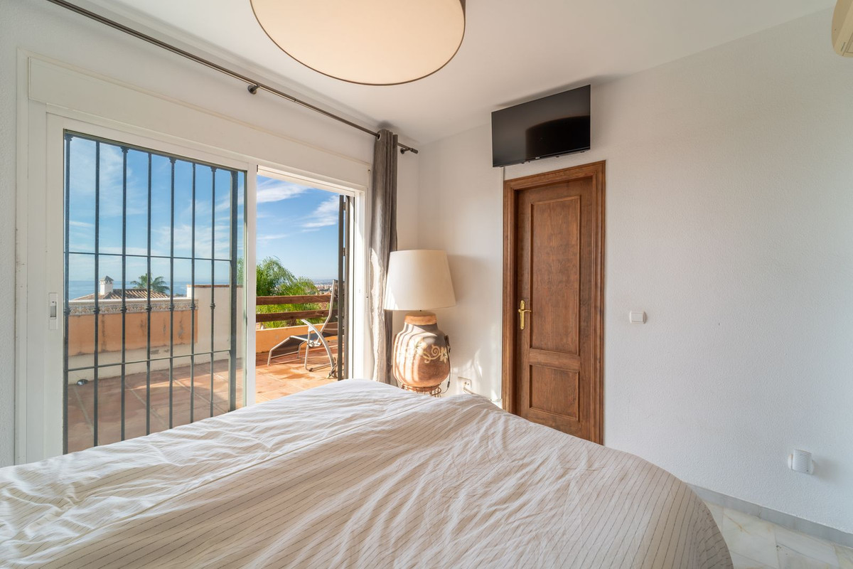3 Bedroom Townhouse in Marbella - Photo 33