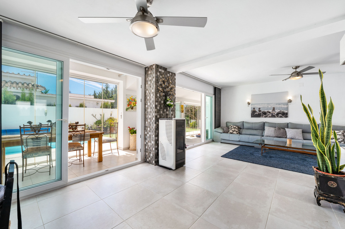 3 Bedroom Villa in Estepona - Фото 6