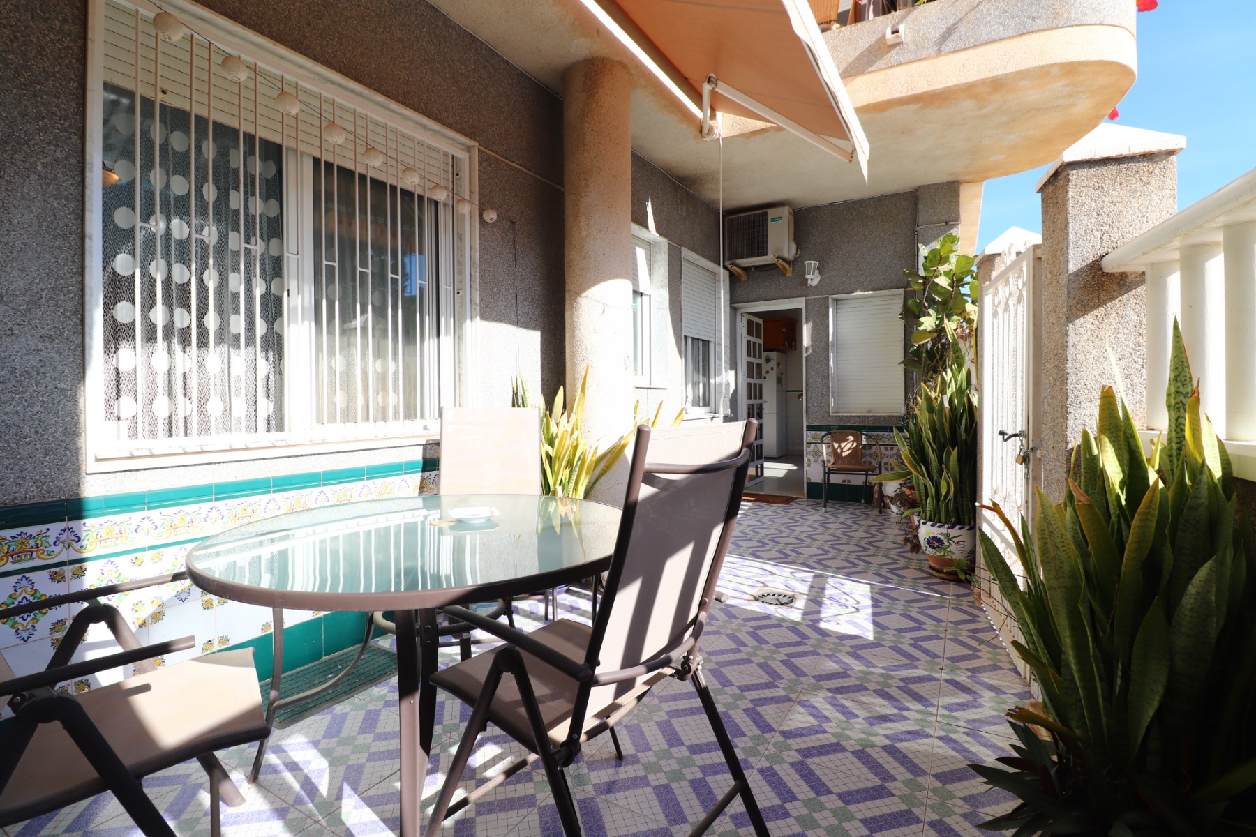 Apartamento com 3 quartos com piscina em Alicante, Espanha – Foto 13