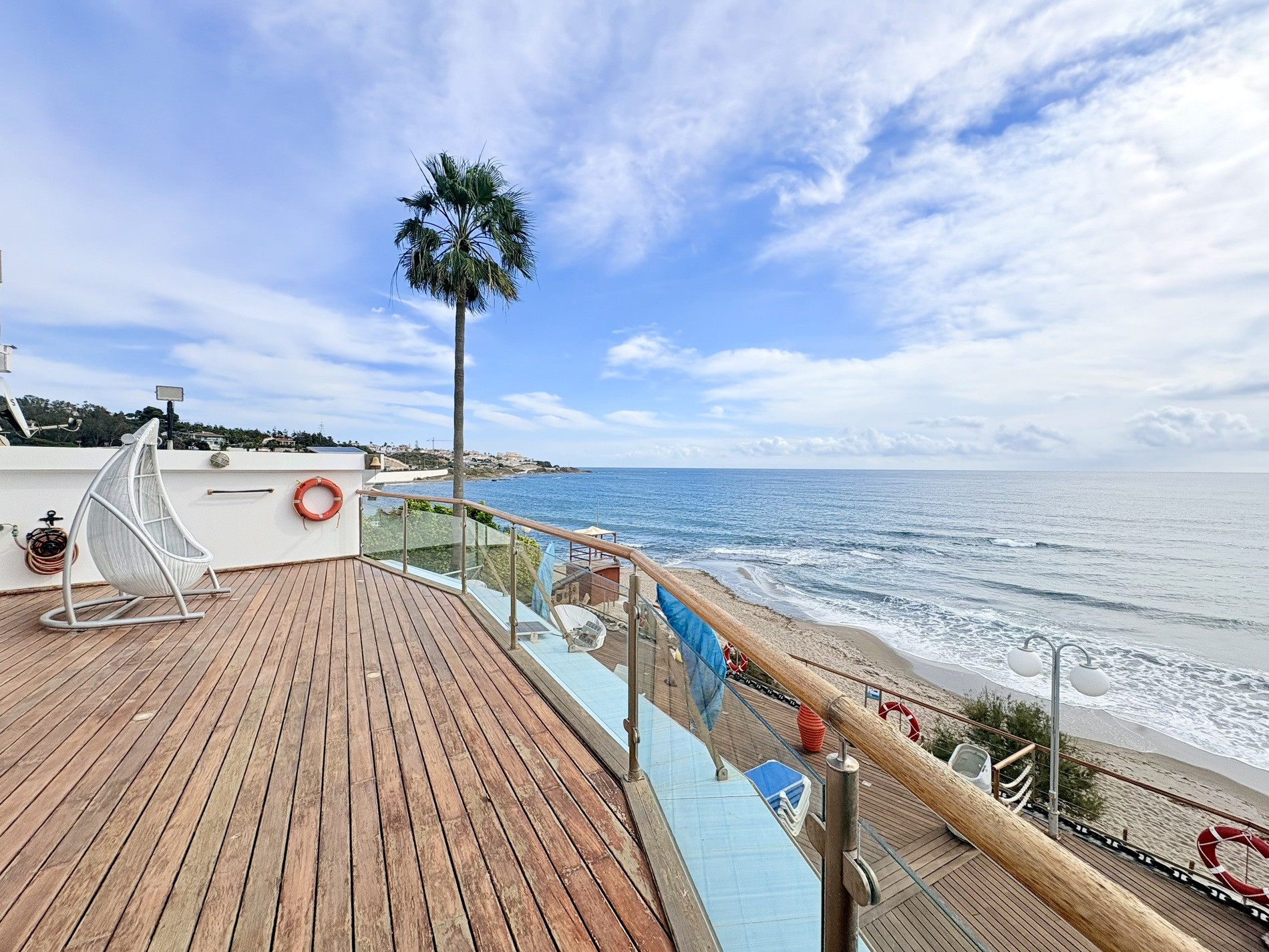 6 Bedroom Villa in Mijas - Photo 2