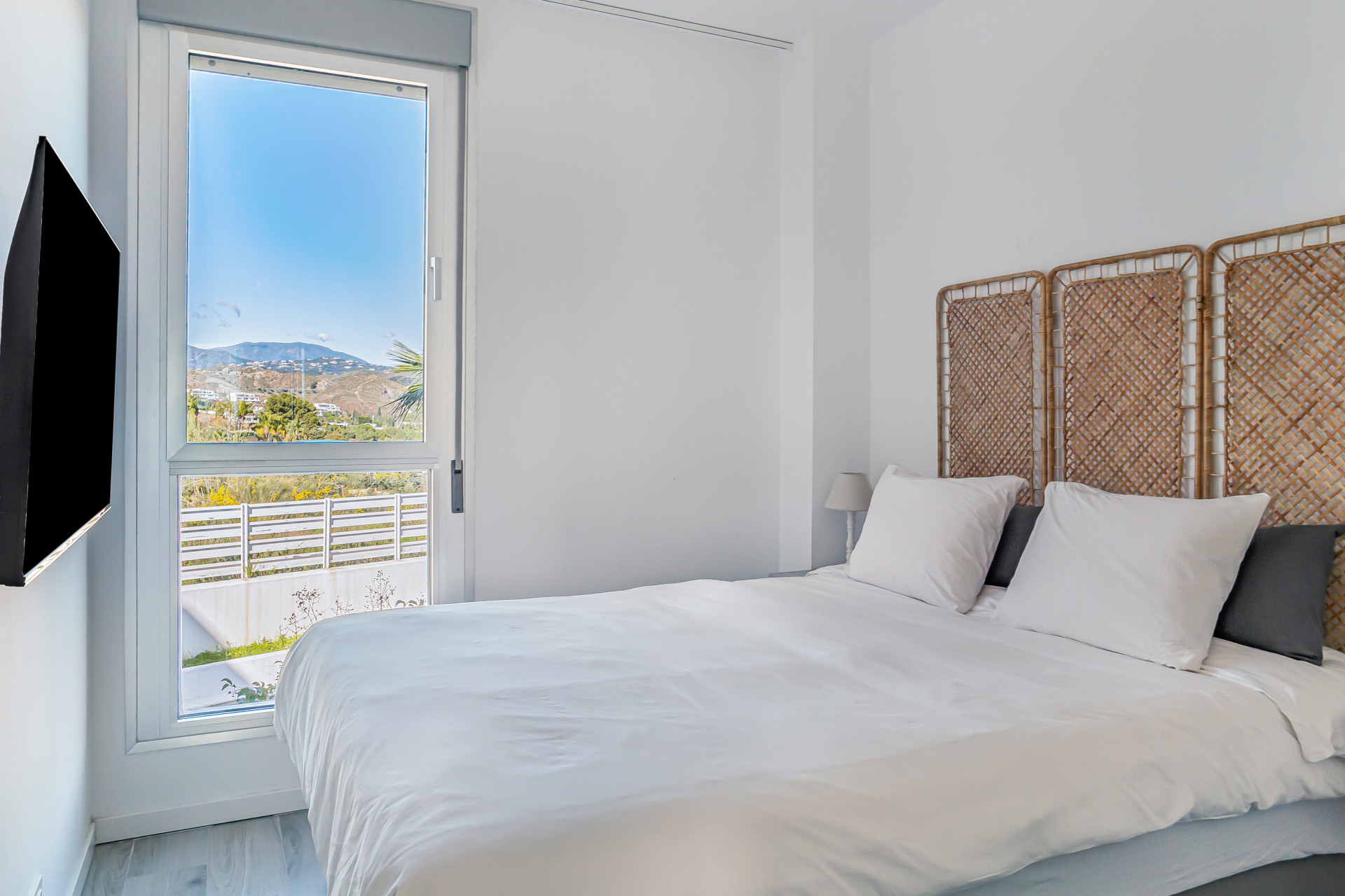 3 Bedroom Apartment in Estepona - Photo 26