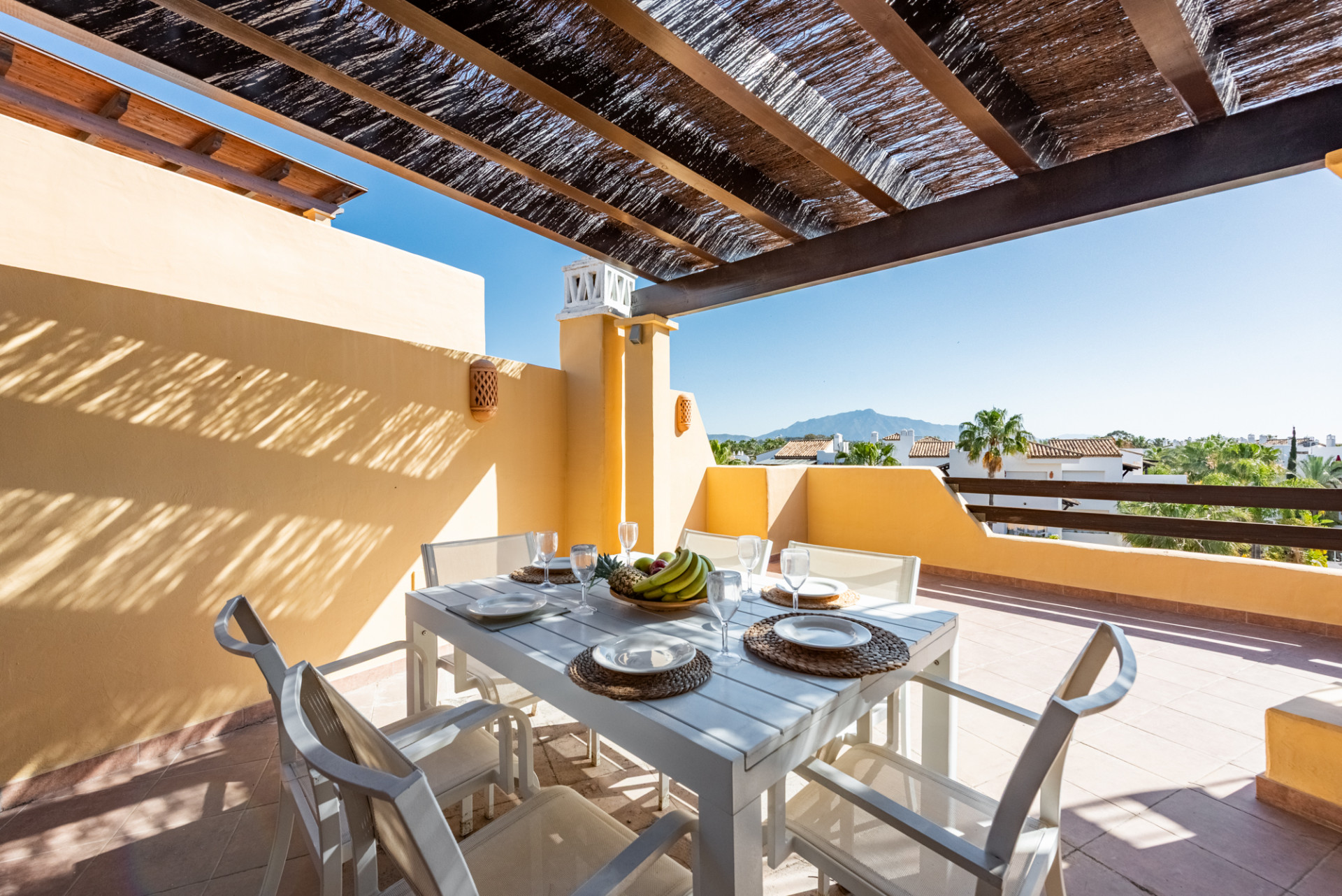 3 Bedroom Penthouse in Estepona - Photo 11