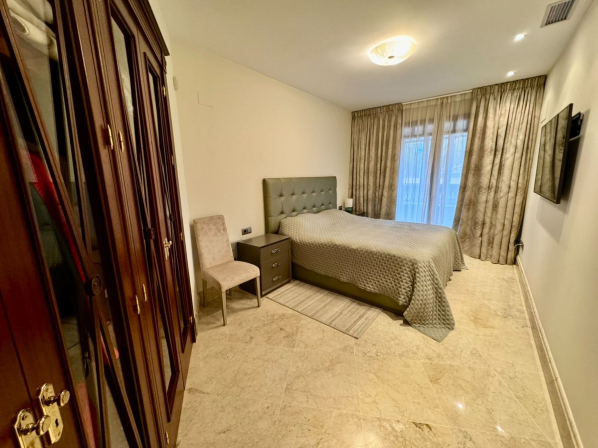 3 Bedroom Apartment in San Pedro de Alcántara - Photo 26
