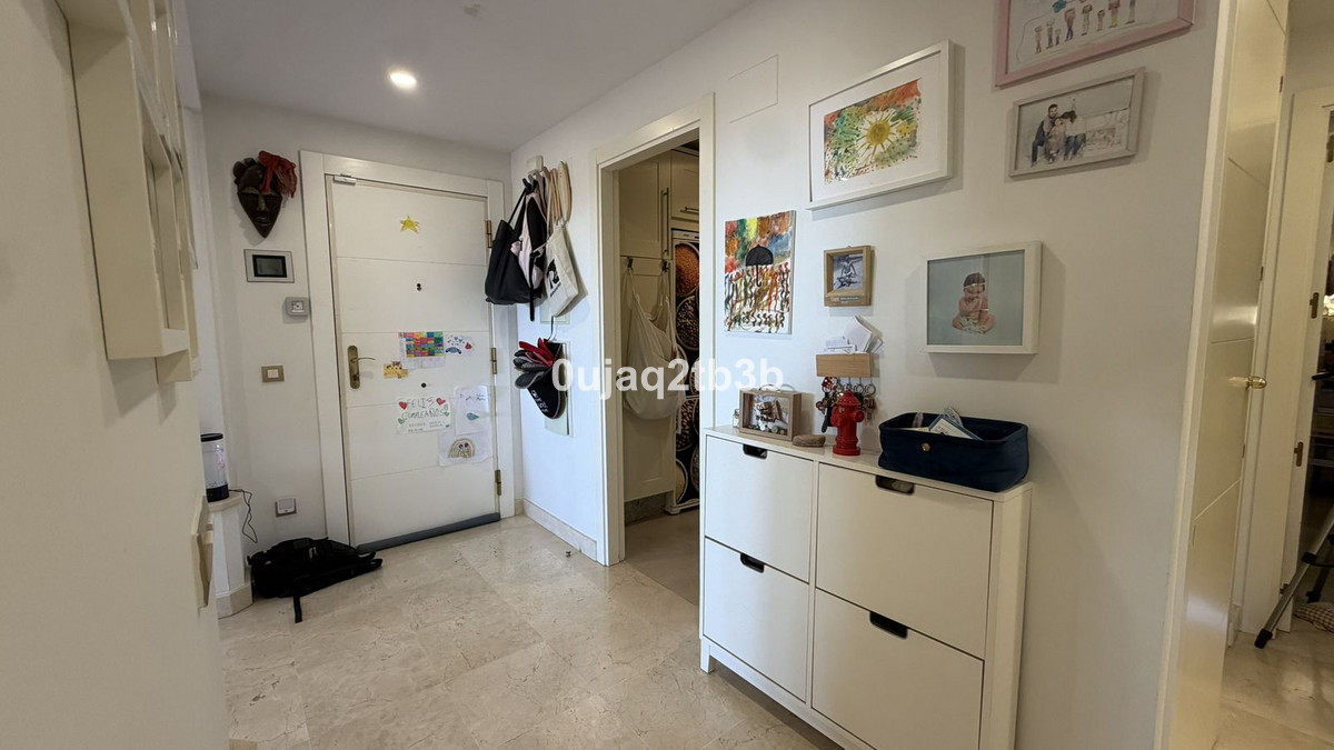 2 Bedroom Apartment in Benahavís - Foto 6